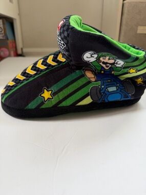 Nintendo Kids Black and Green Luigi Racing Bootie Slippers
